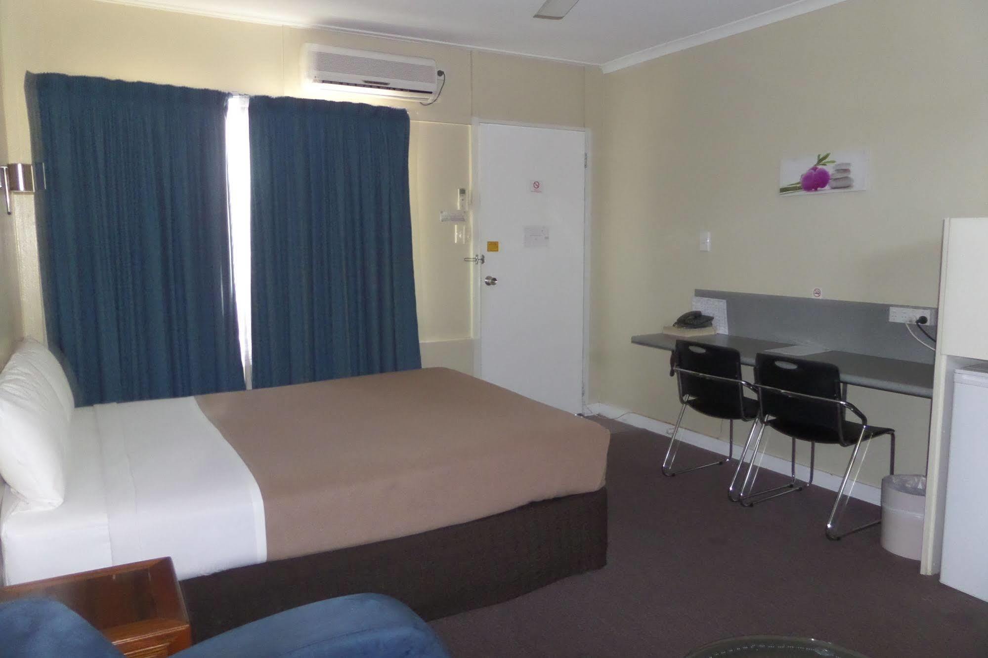 Moondarra Motel Innisfail Exteriér fotografie