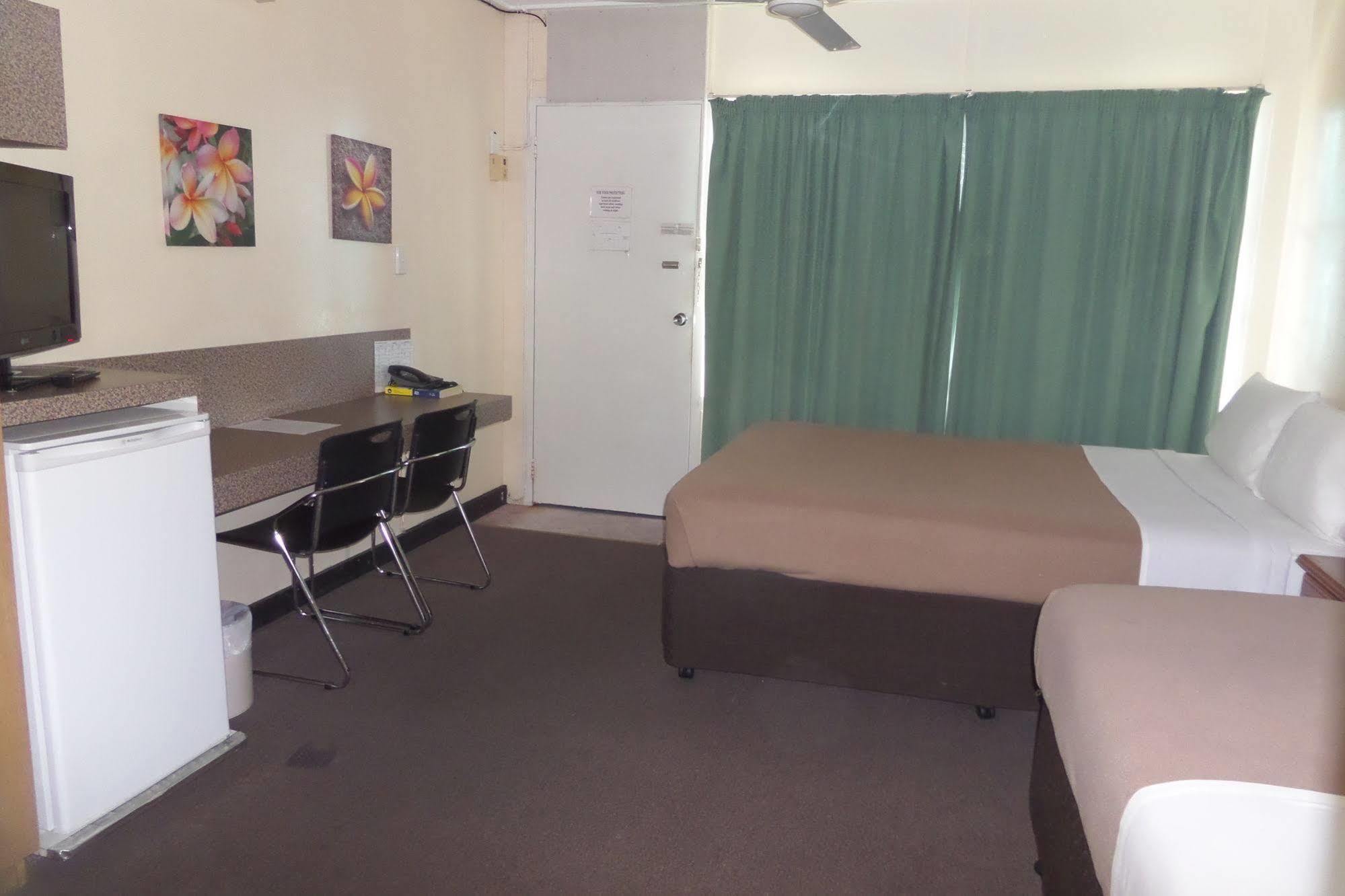 Moondarra Motel Innisfail Exteriér fotografie