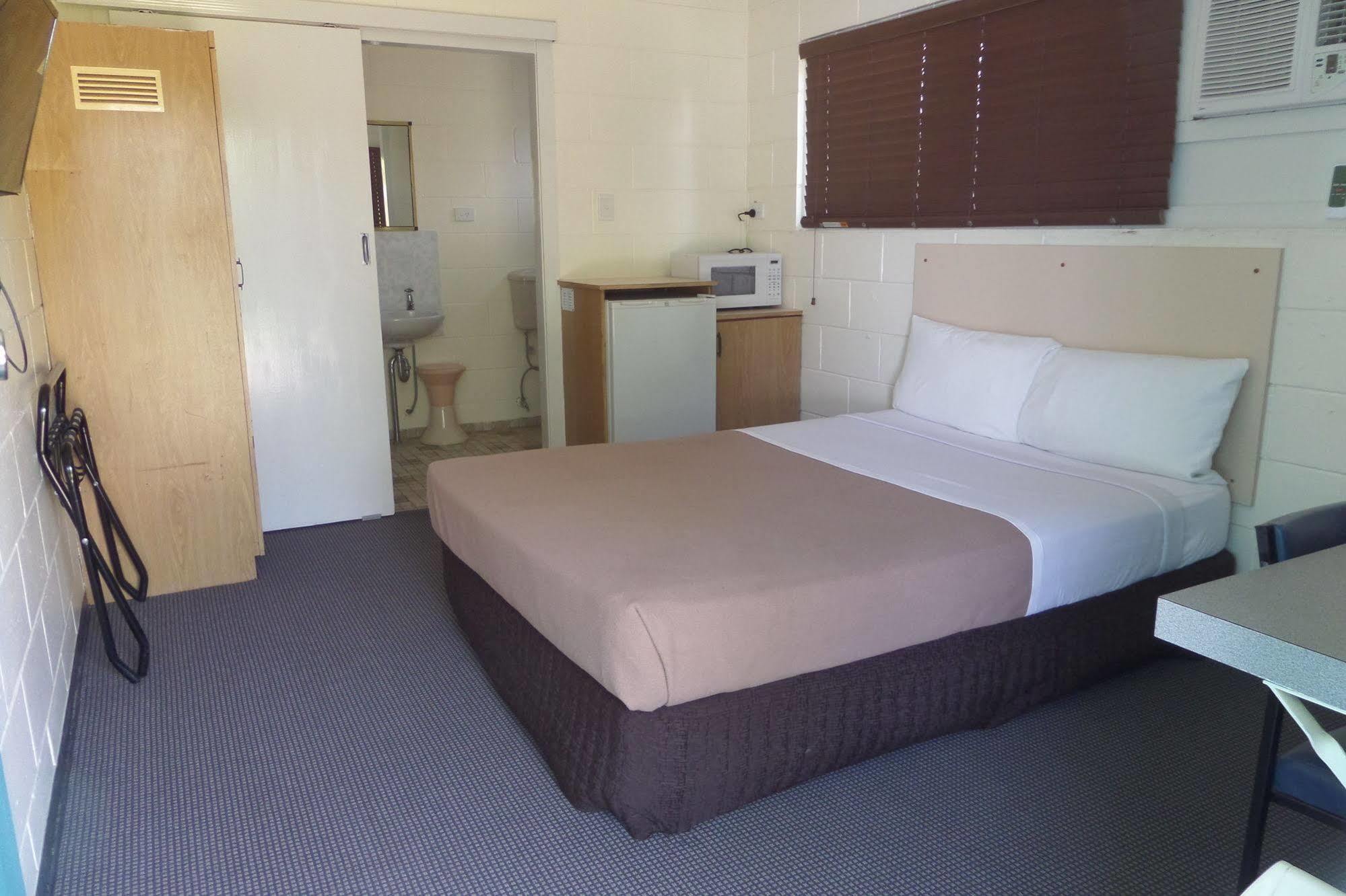Moondarra Motel Innisfail Exteriér fotografie